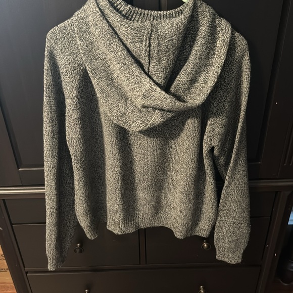 Hooded sweater - Picture 3 of 4